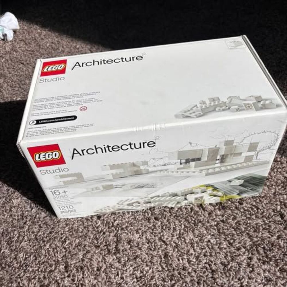 LEGO Architecture Studio 21050 1210 Pcs Set In Box with Book Sorting Trays White